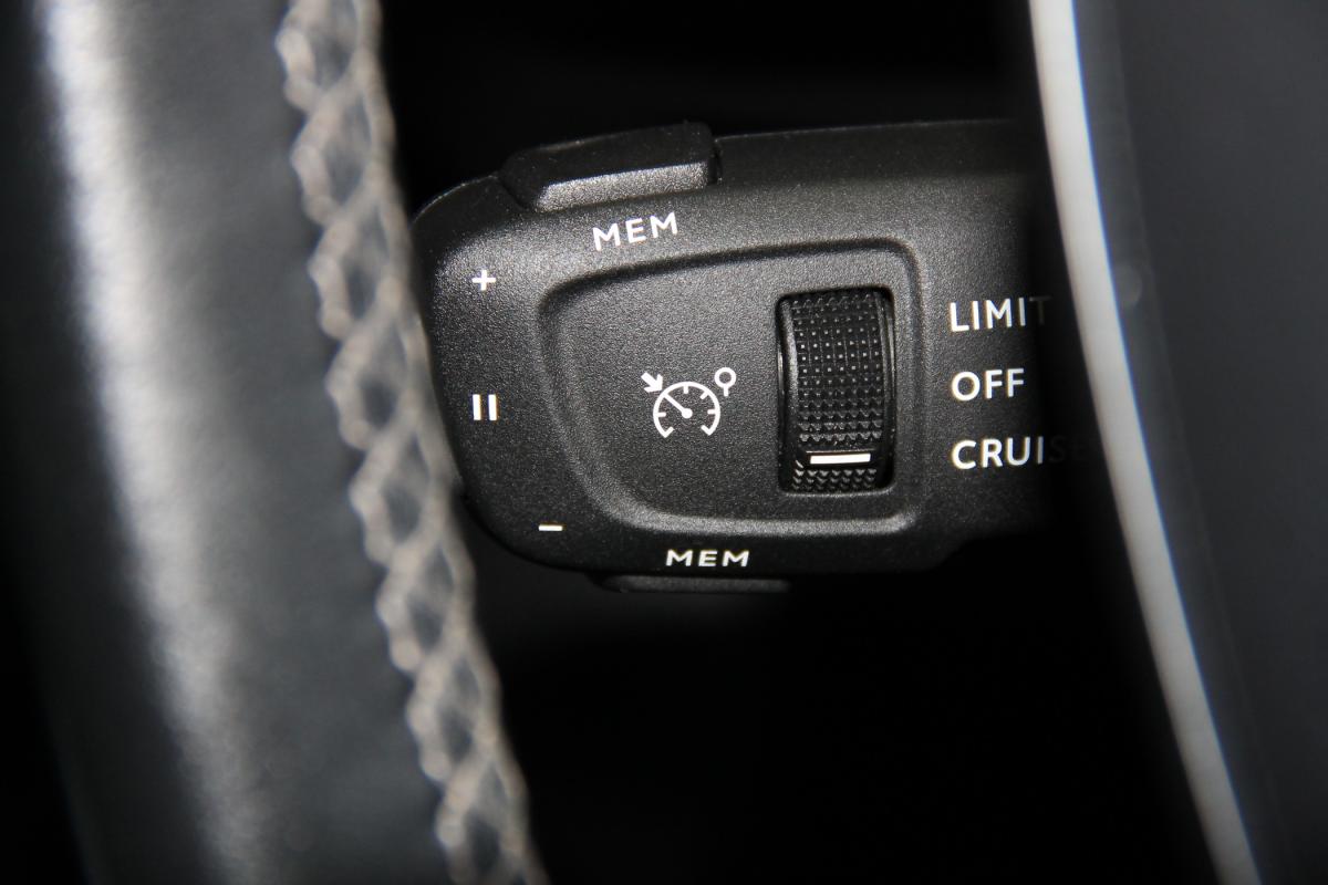 peugeot-3008-2022-diesel-1499cc