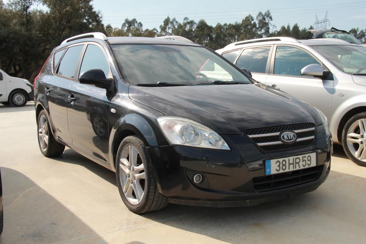 kia-ceed-sw-2009-diesel-1582cc