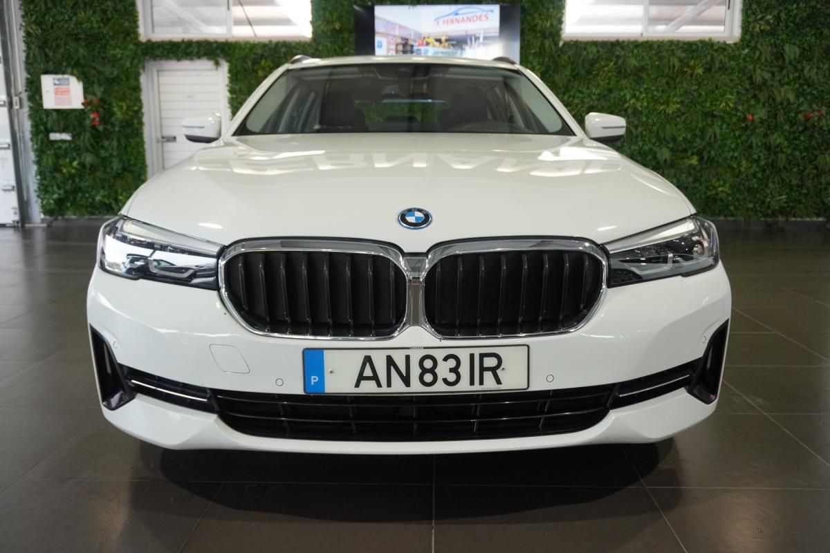 bmw-serie-5-2022-hibrido-a-gasolina-1998cc