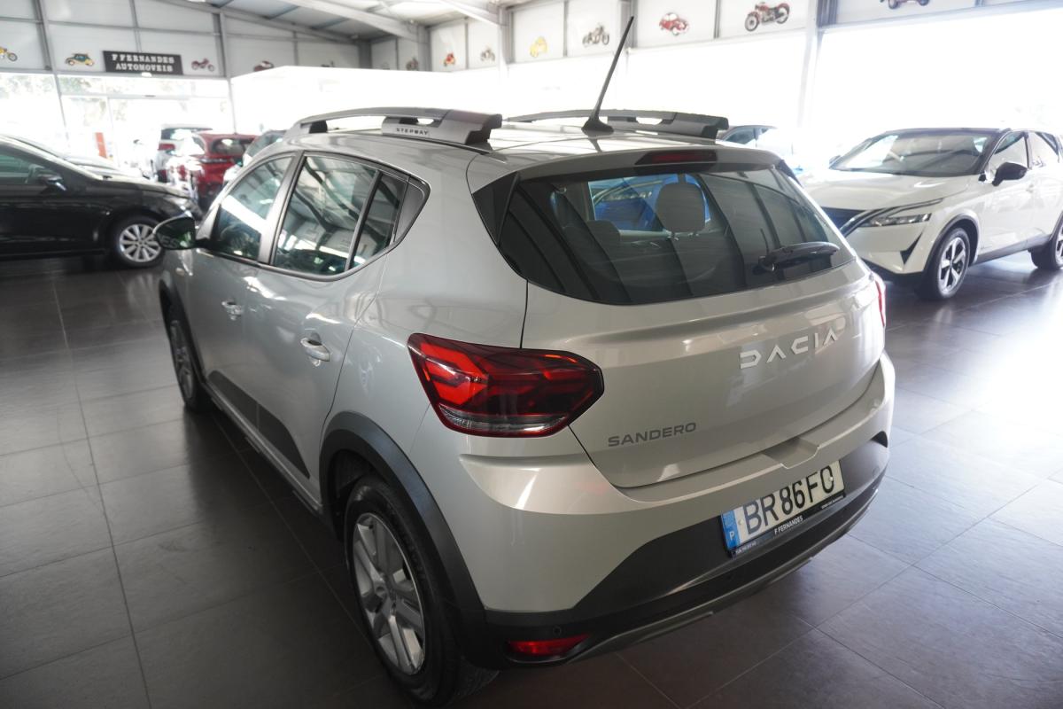 dacia-sandero-2025-gasolina-999cc