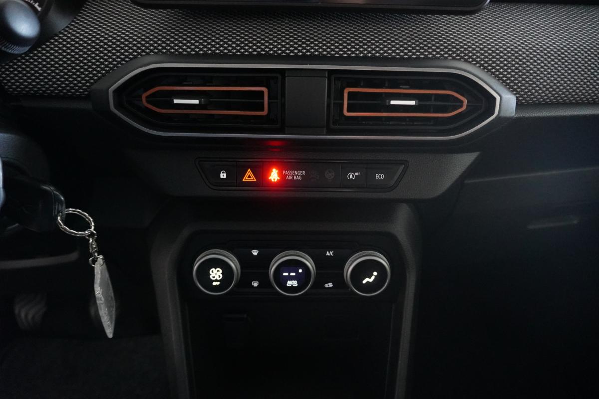 dacia-sandero-2025-gasolina-999cc