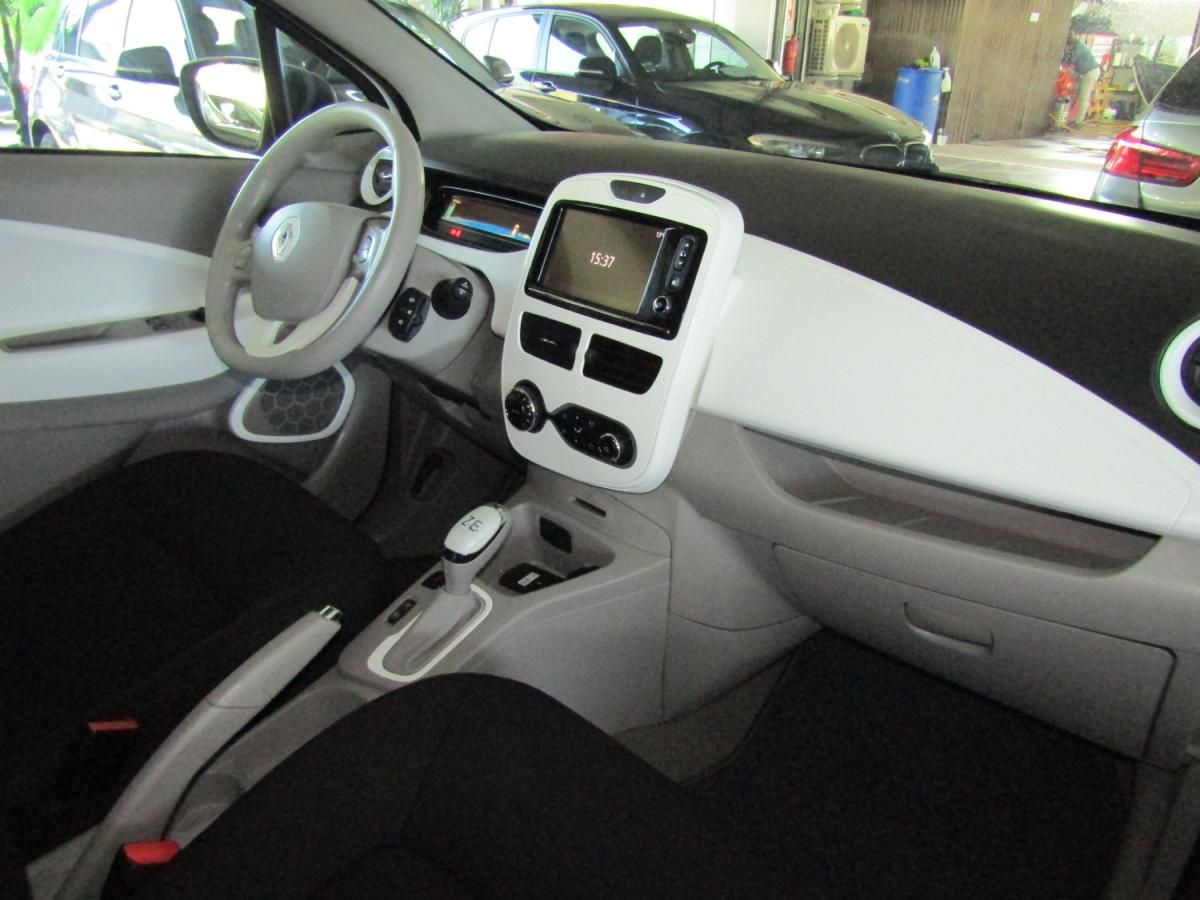 renault-zoe-2018-eletrico-0cc