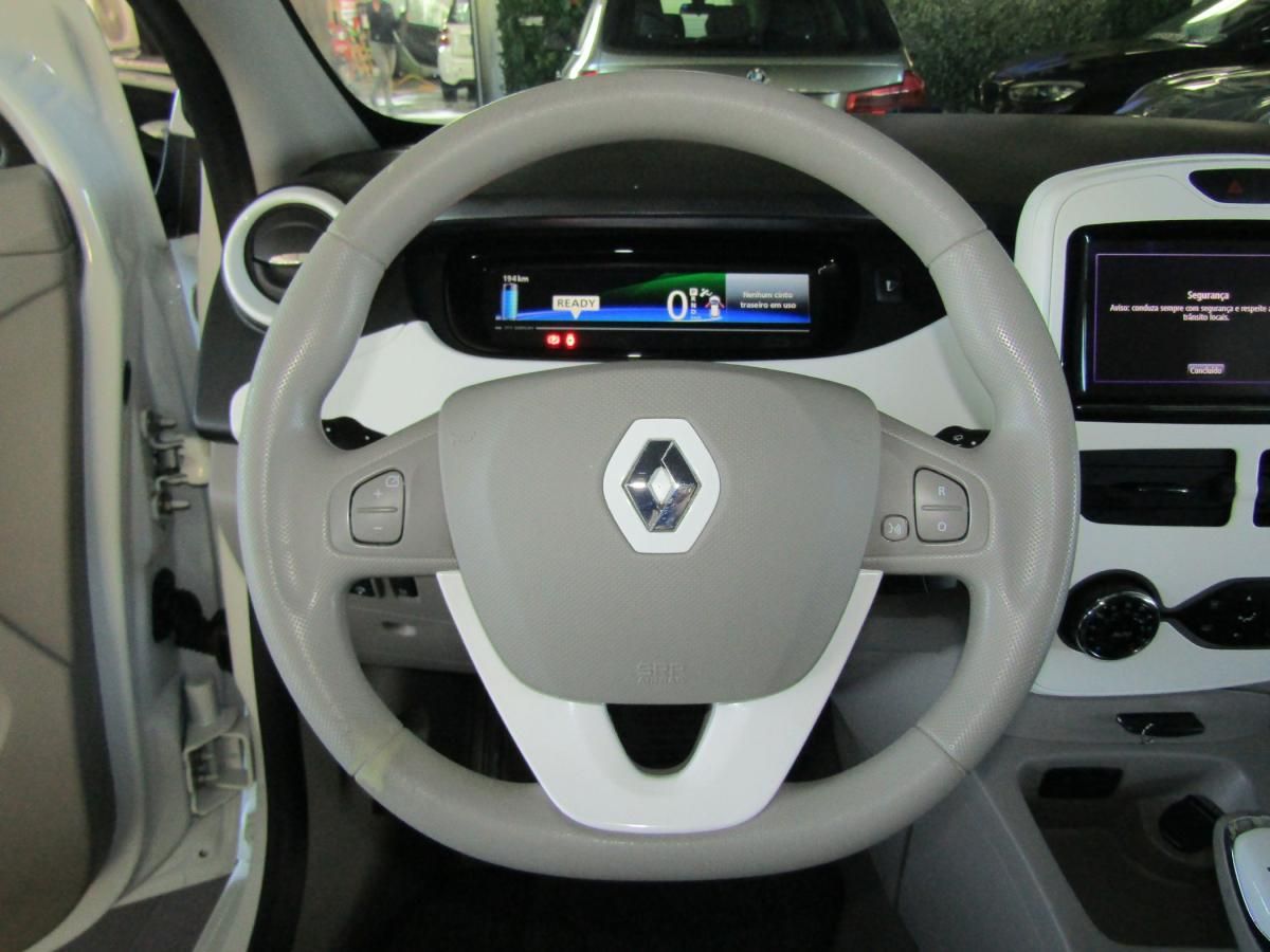 renault-zoe-2018-eletrico-0cc