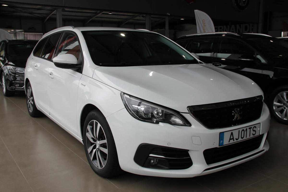 peugeot-308-sw-2021-diesel-1499cc