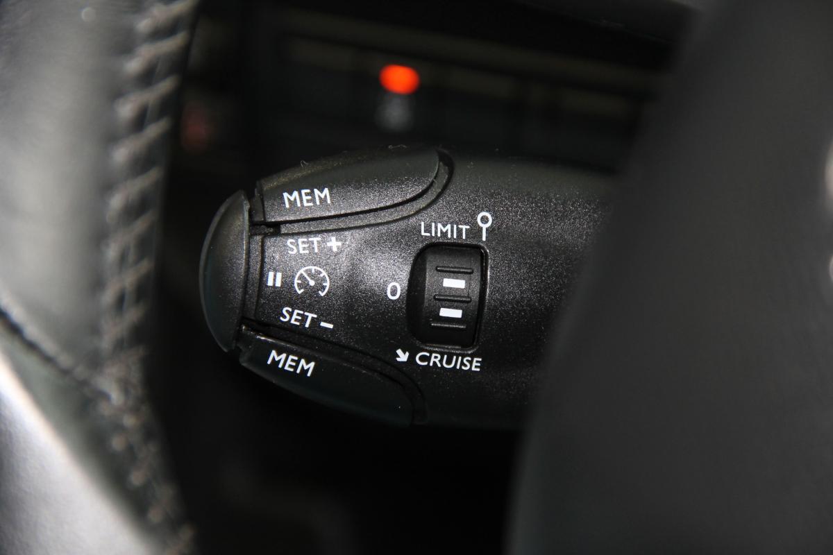 peugeot-308-sw-2021-diesel-1499cc