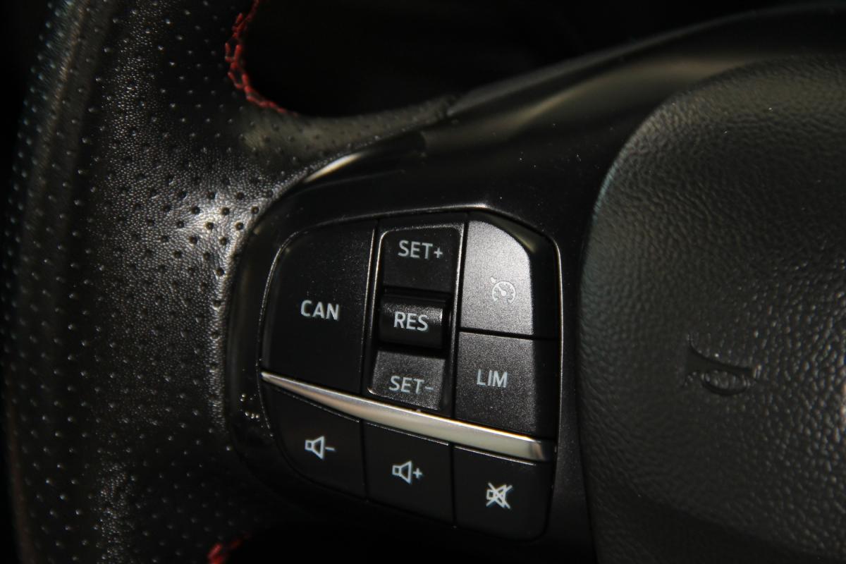 ford-focus-2023-gasolina-998cc