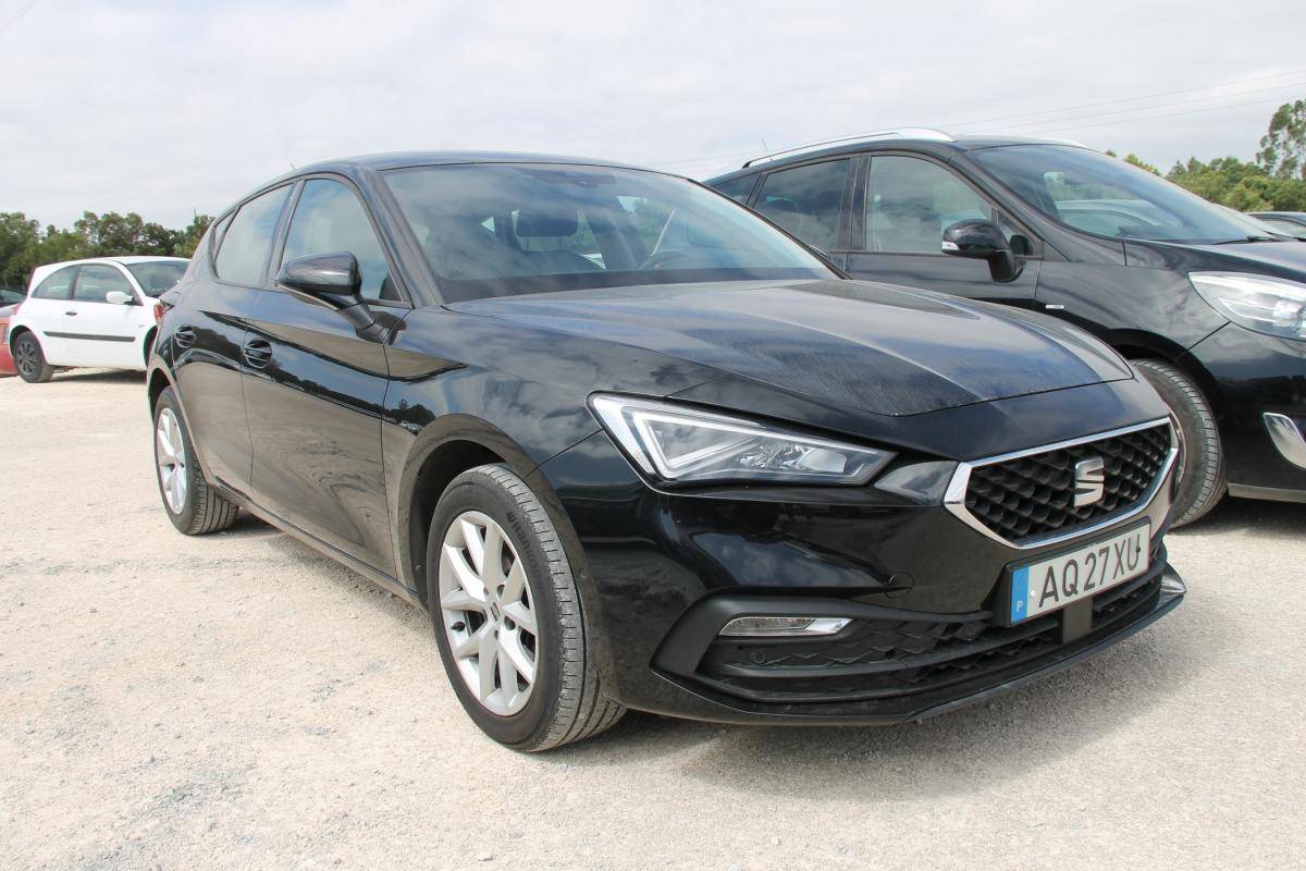 seat-leon-2022-diesel-1968cc