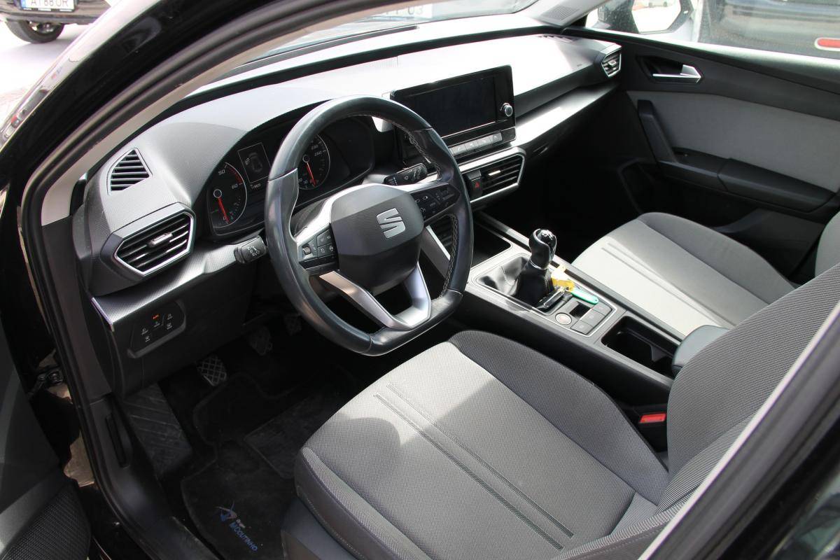 seat-leon-2022-diesel-1968cc