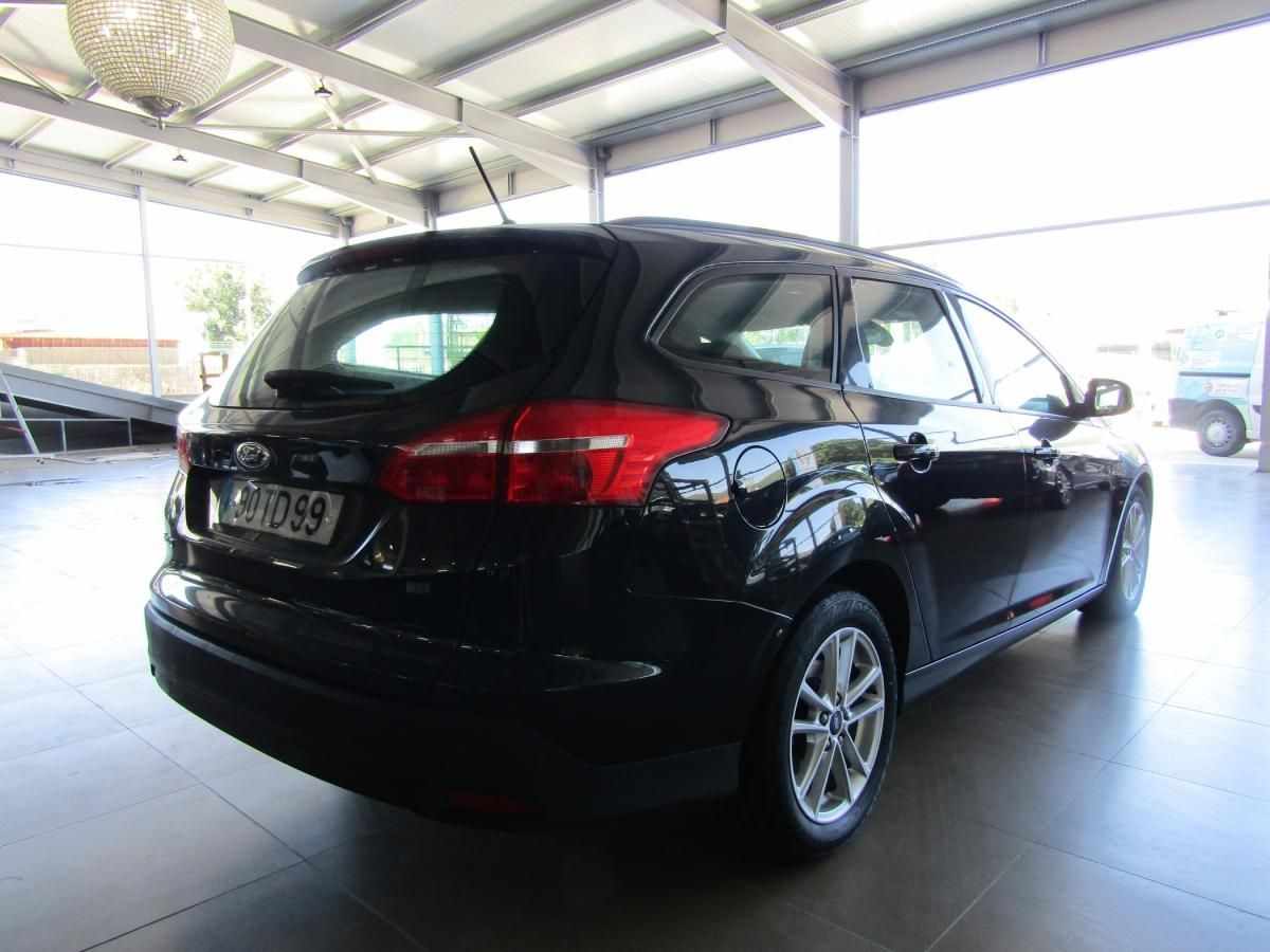 ford-focus-sw-2017-diesel-1499cc