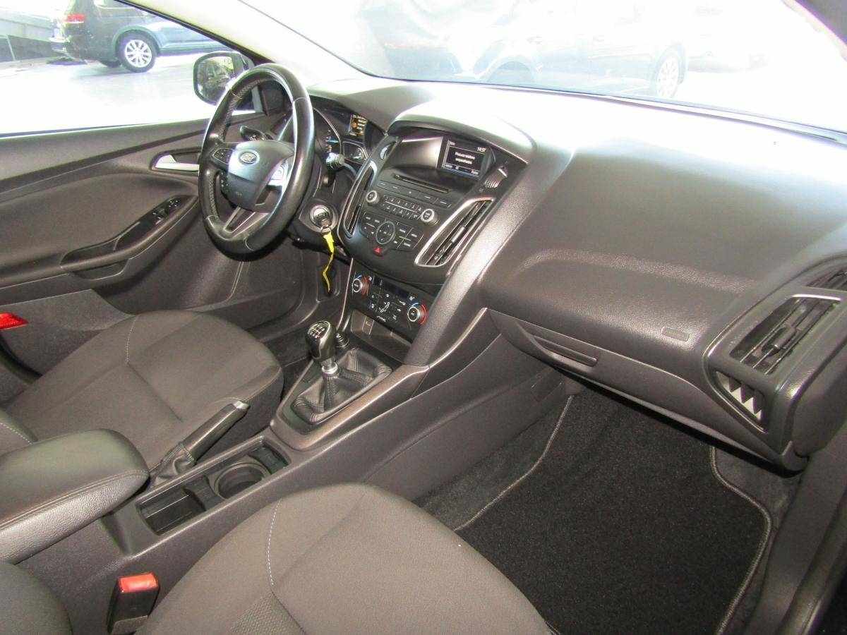 ford-focus-sw-2017-diesel-1499cc