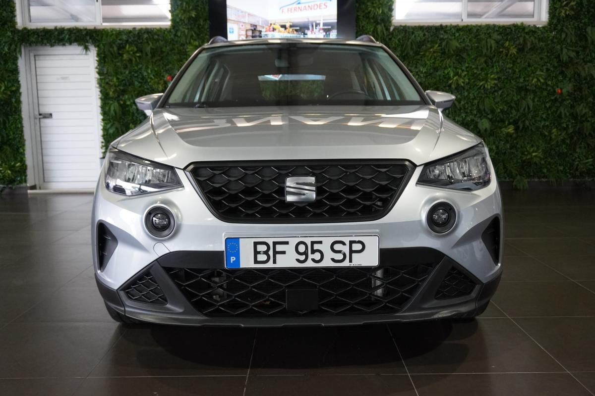 seat-arona-2023-gasolina-999cc