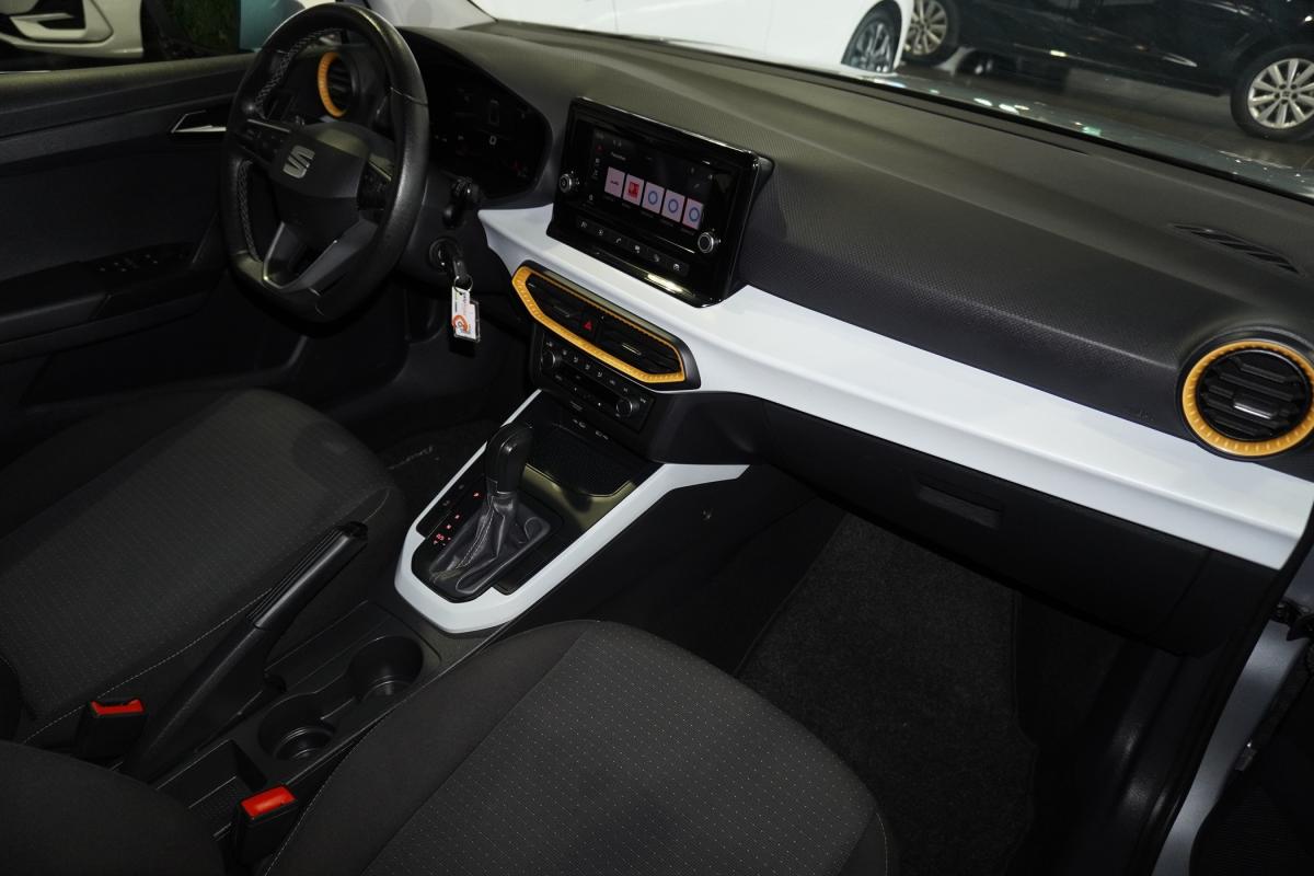 seat-arona-2023-gasolina-999cc