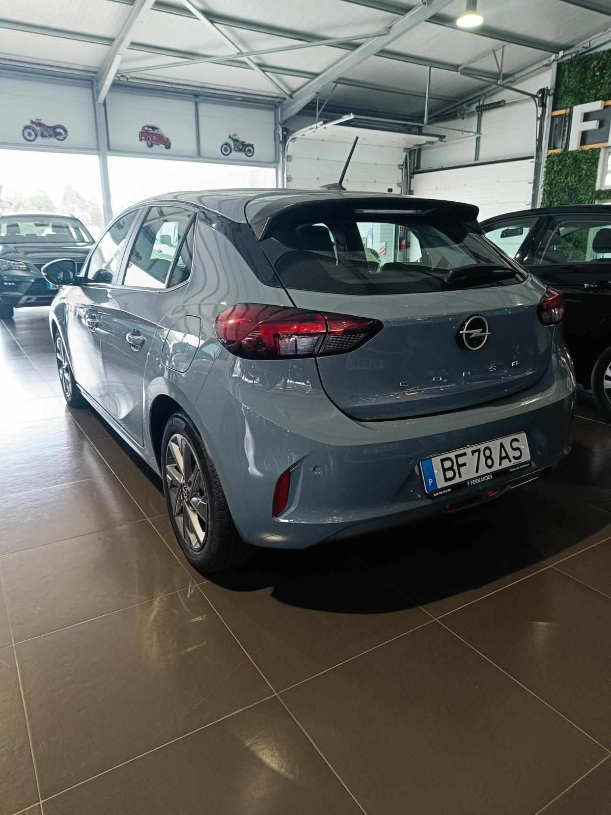 opel-corsa-2023-gasolina-1199cc