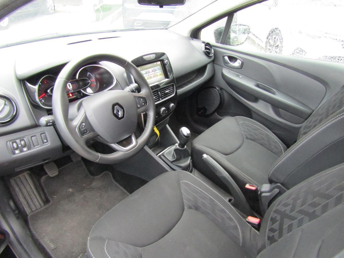 renault-clio-sport-tourer-2019-diesel-1461cc