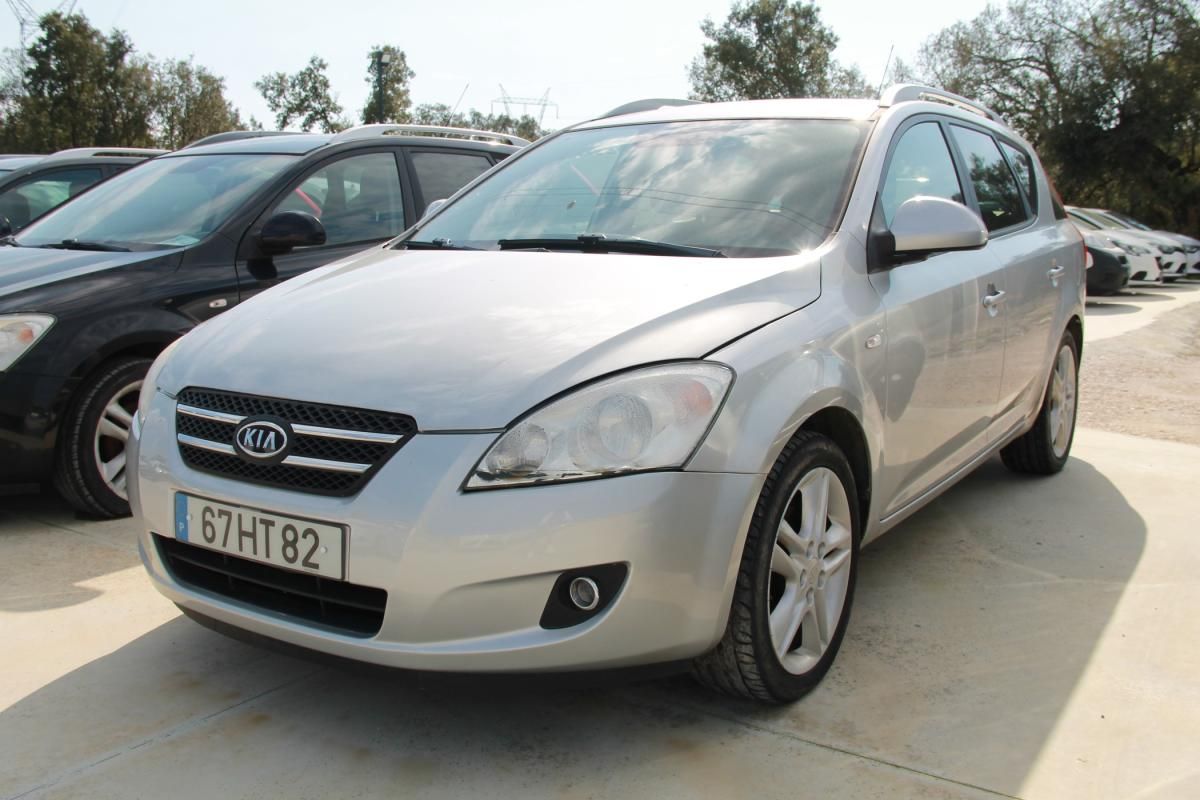 kia-ceed-sw-2009-diesel-1582cc