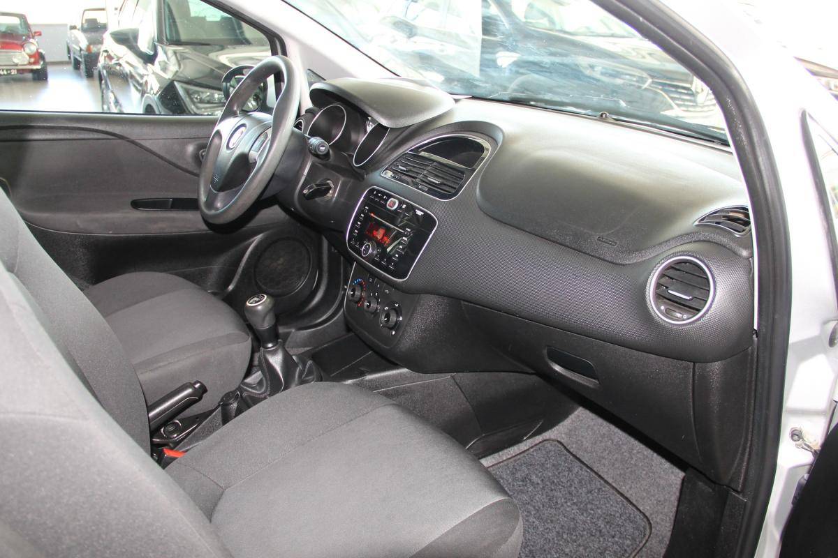 fiat-punto-2017-diesel-1248cc