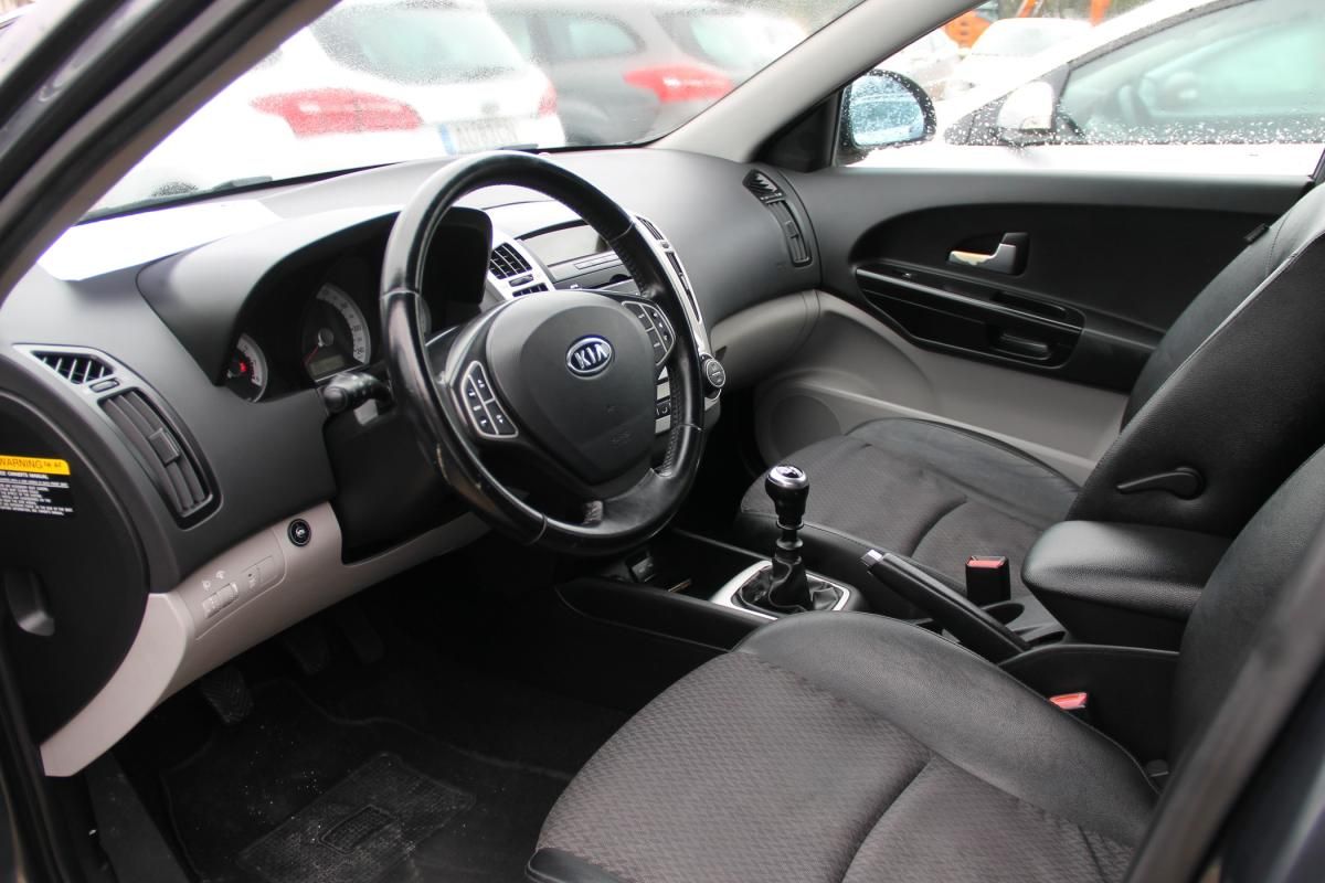 kia-ceed-sw-2009-gasolina-1396cc