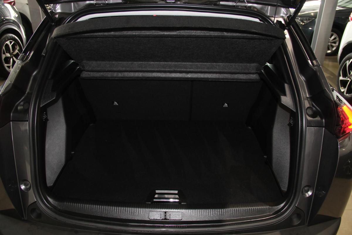 peugeot-2008-2022-diesel-1499cc