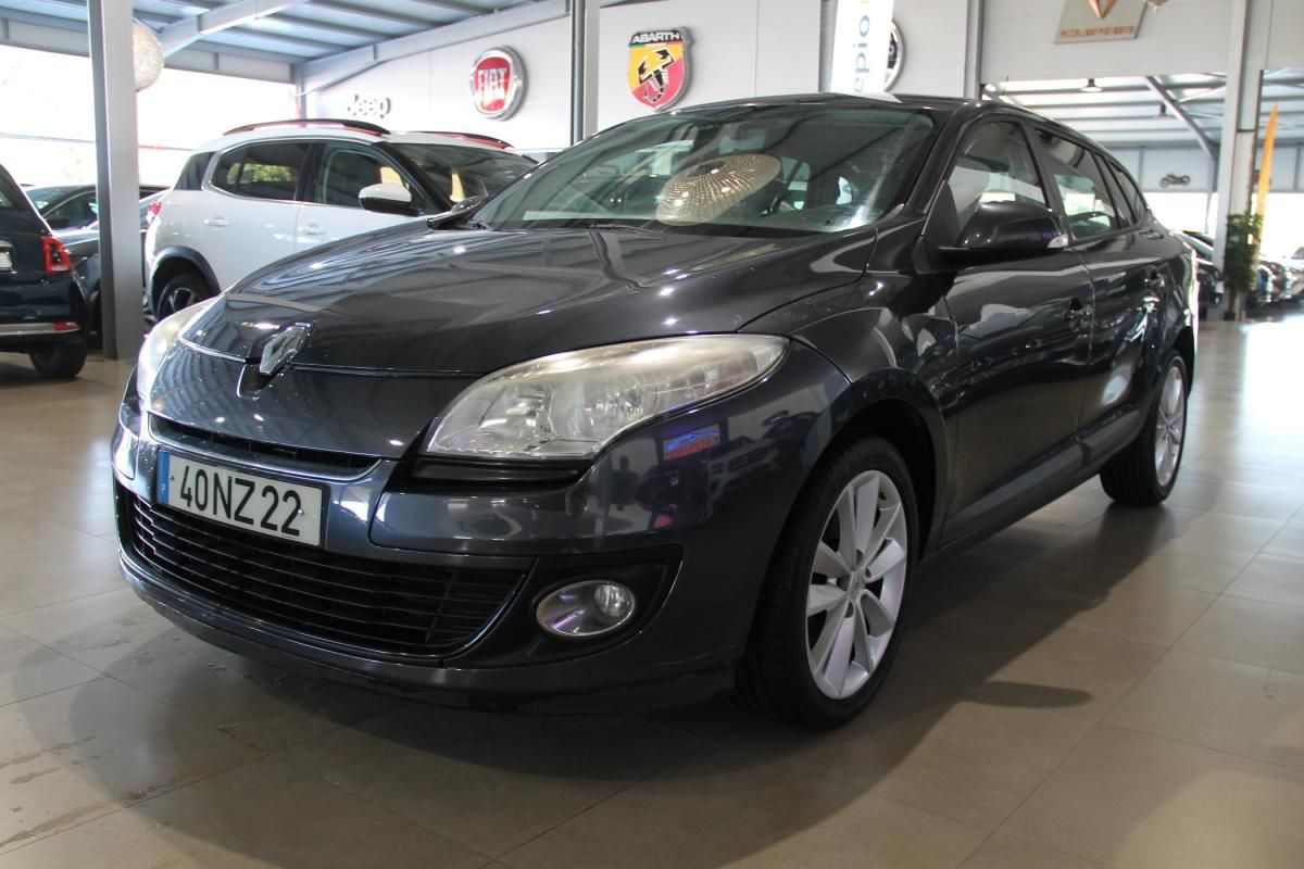 renault-megane-sport-tourer-2012-diesel-1461cc