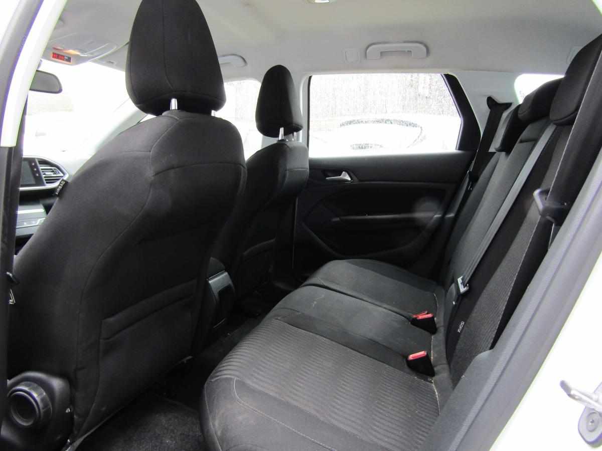 peugeot-308-sw-2015-diesel-1560cc