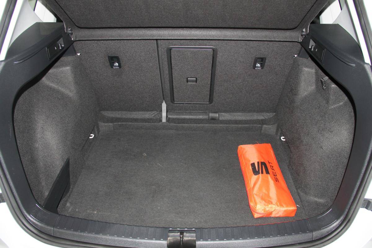 seat-ateca-2019-diesel-1598cc