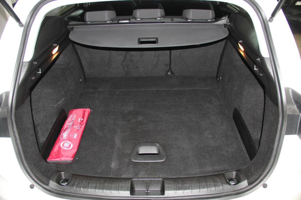 fiat-tipo-station-wagon-2020-diesel-1248cc