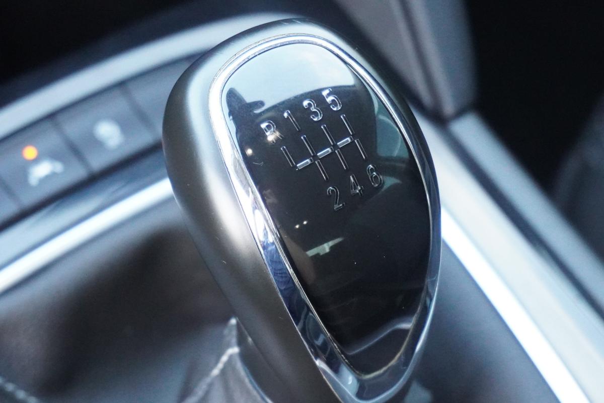 opel-insignia-2022-diesel-1496cc