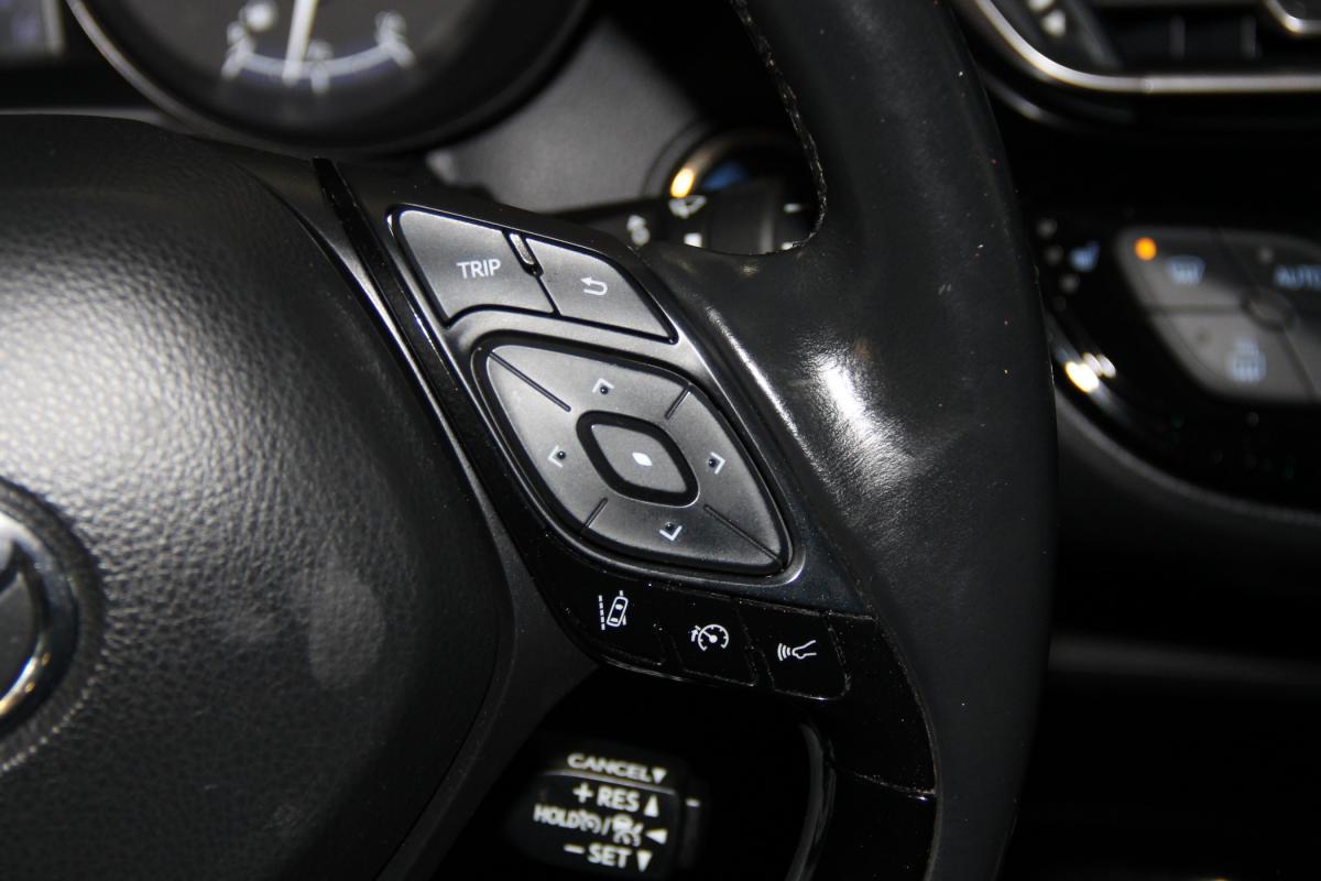 toyota-c-hr-2018-hibrido-a-gasolina-1798cc
