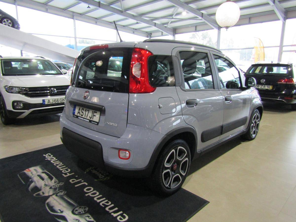 fiat-panda-2022-hibrido-a-gasolina-999cc