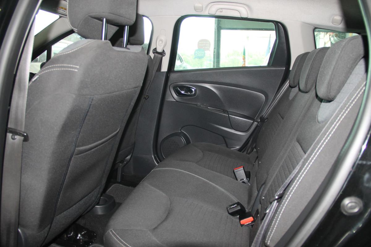 renault-clio-sport-tourer-2014-diesel-1461cc