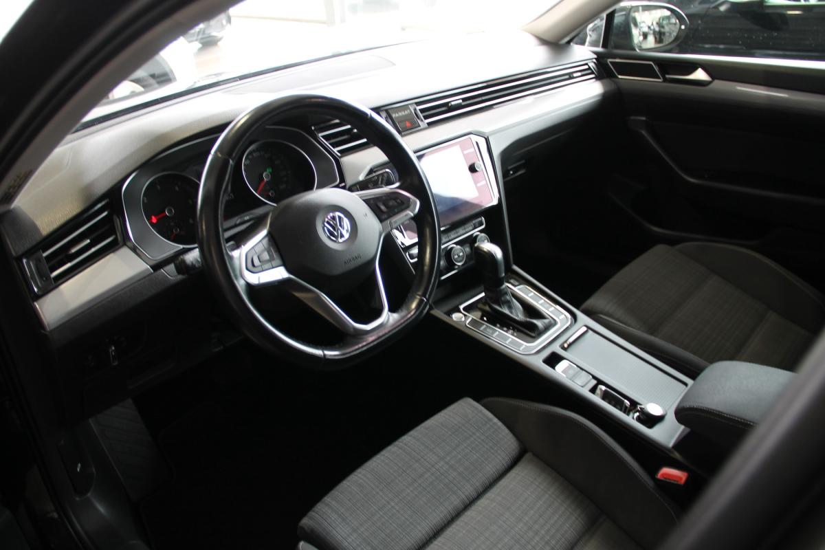 volkswagen-passat-variant-2020-diesel-1598cc