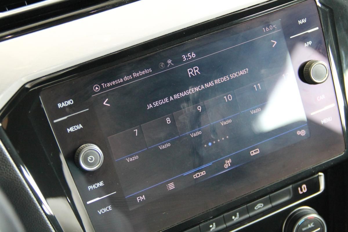 volkswagen-passat-variant-2020-diesel-1598cc