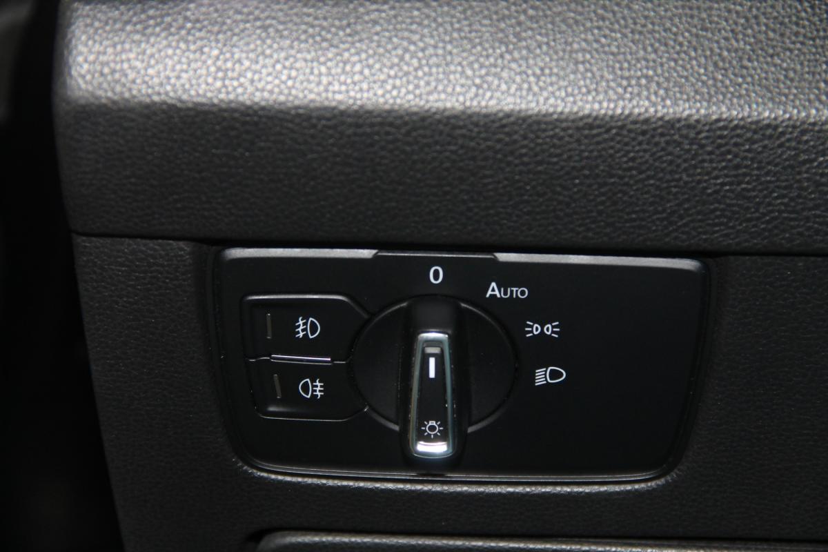 volkswagen-passat-variant-2020-diesel-1598cc