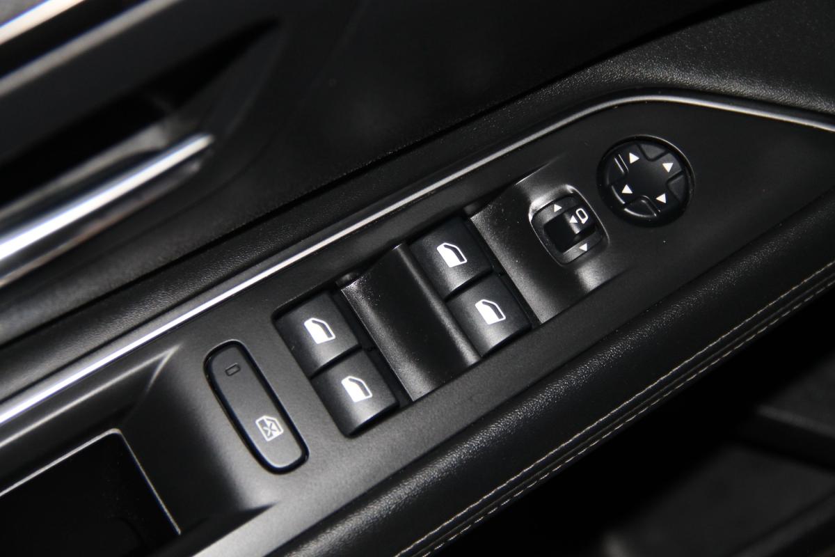 peugeot-3008-2019-gasolina-1199cc