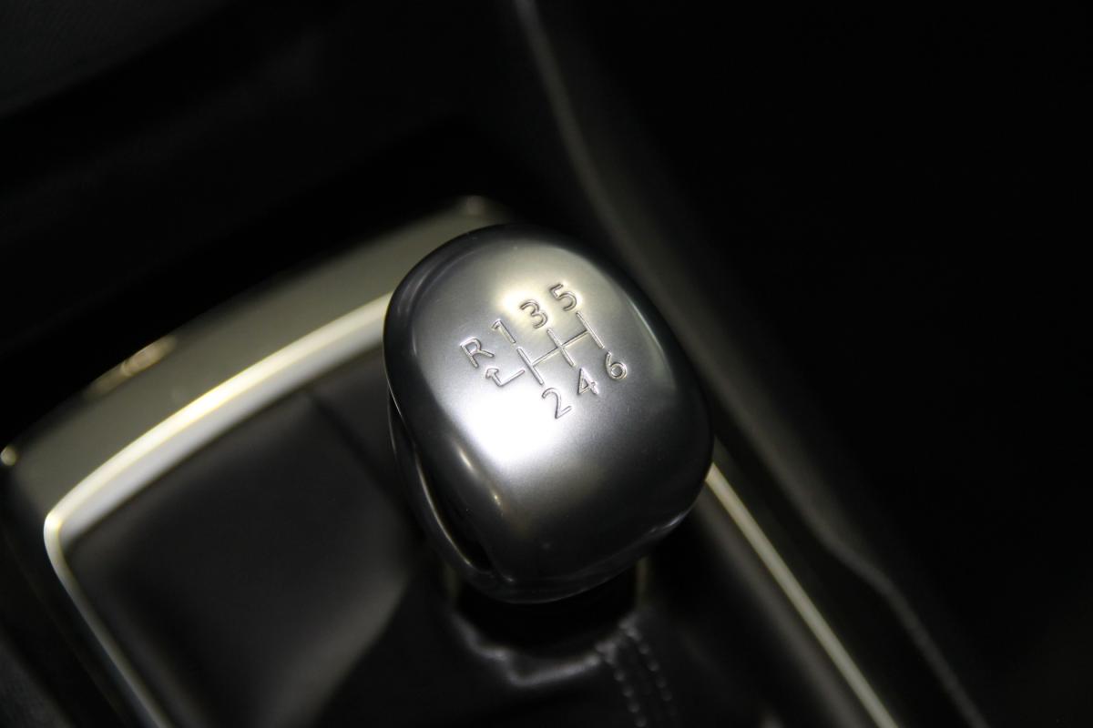 peugeot-308-2019-diesel-1499cc