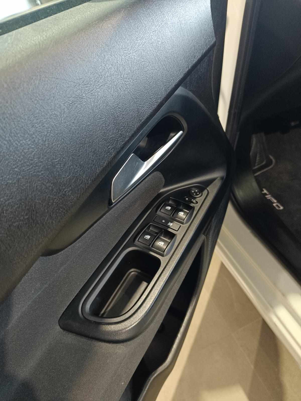 fiat-tipo-station-wagon-2020-diesel-1248cc