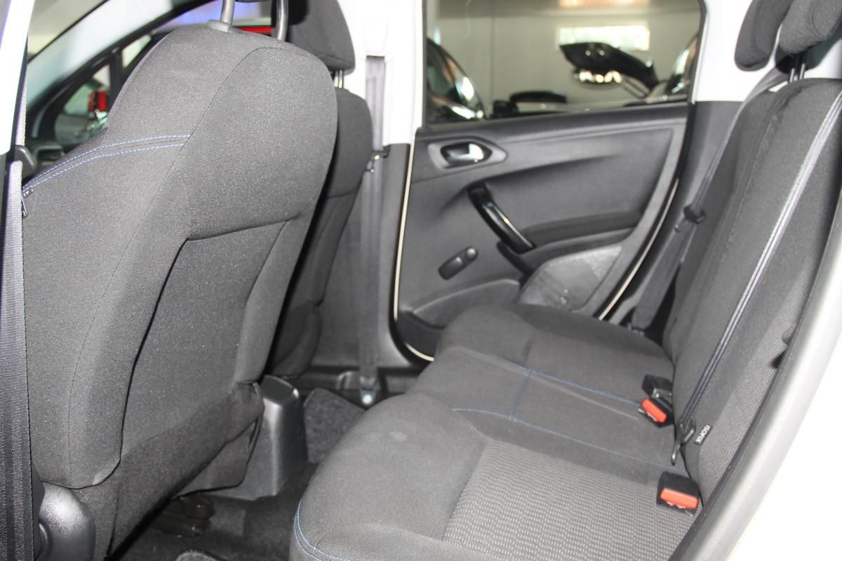 peugeot-208-2020-diesel-1499cc