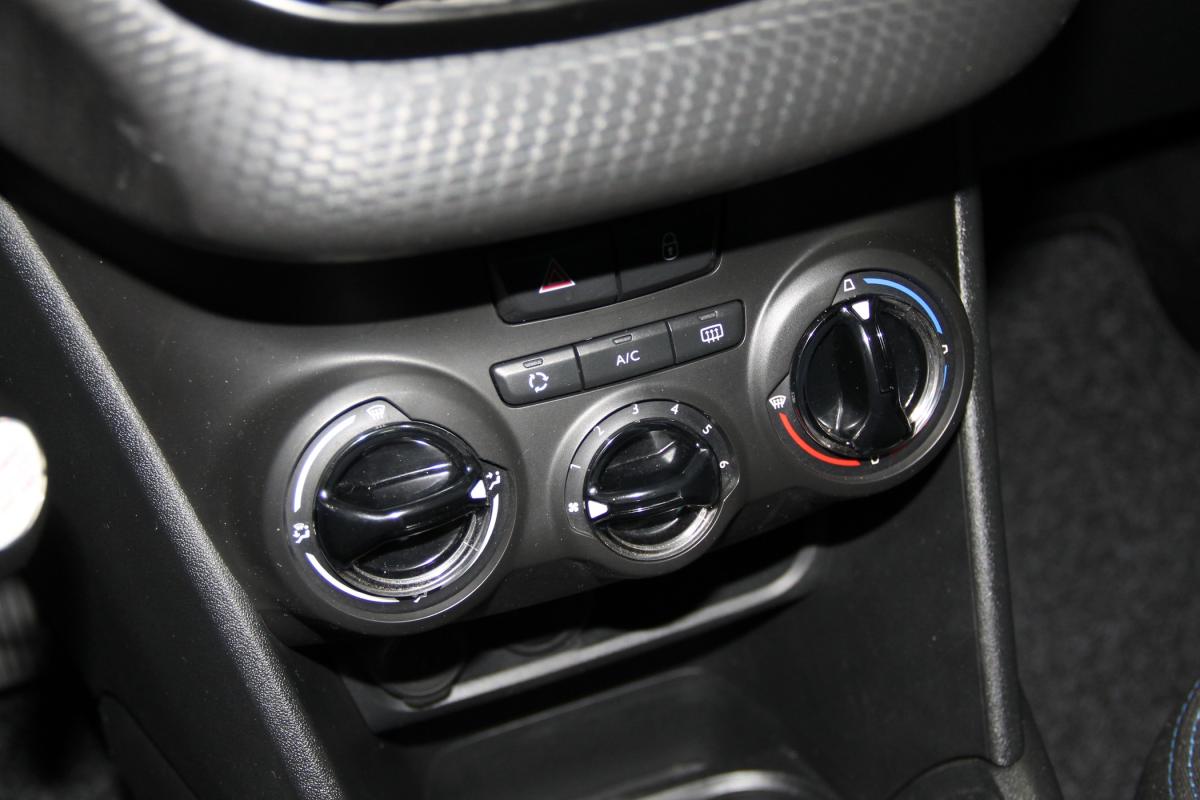 peugeot-208-2020-diesel-1499cc