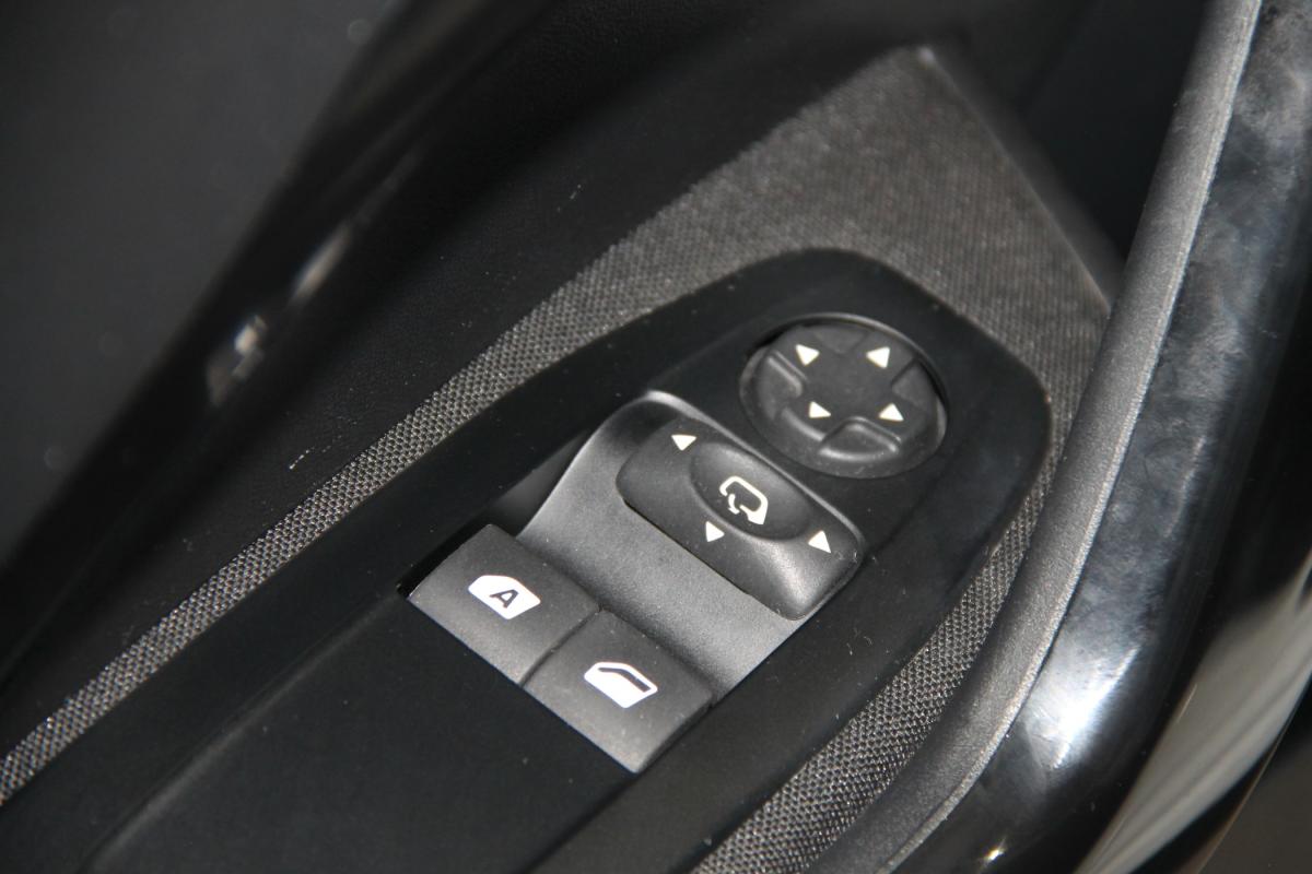 peugeot-208-2020-diesel-1499cc