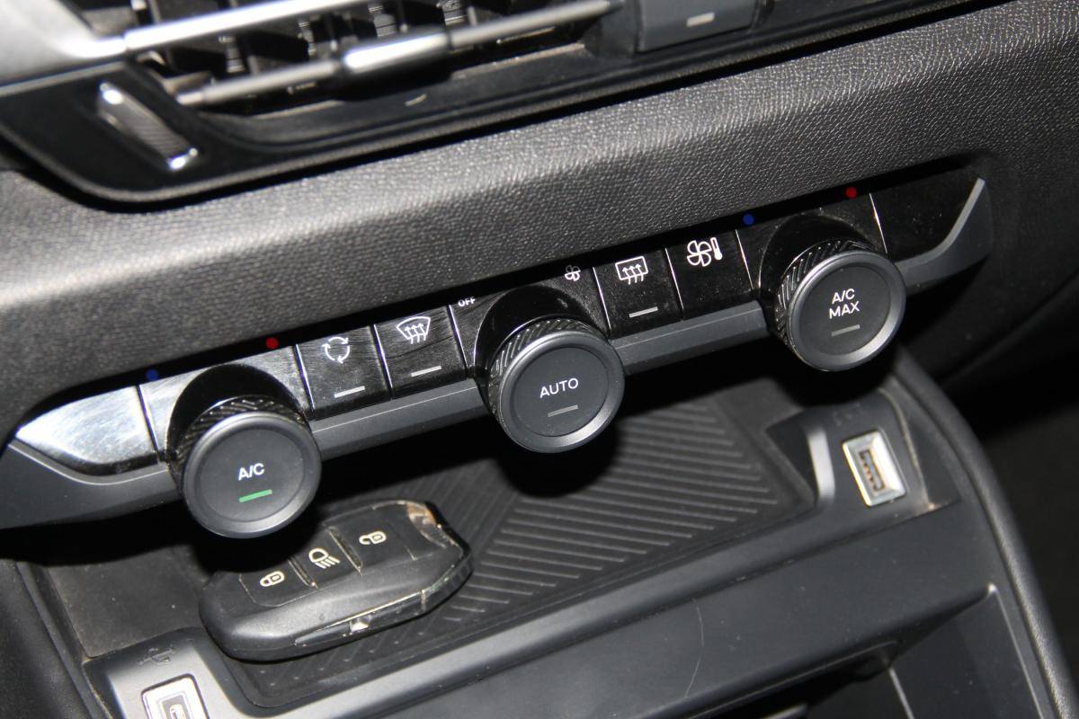 citroen-c4-2022-diesel-1499cc