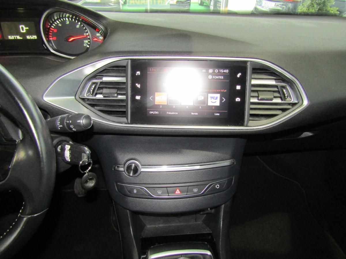 peugeot-308-sw-2019-diesel-1499cc