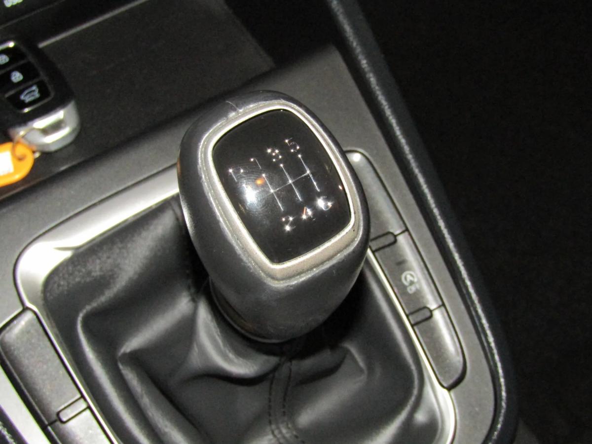 hyundai-kauai-2021-hibrido-a-diesel-1598cc