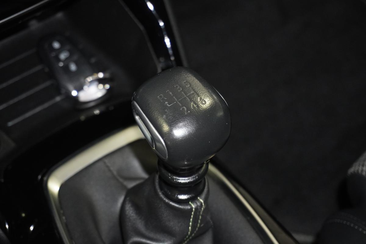 peugeot-208-2022-diesel-1499cc