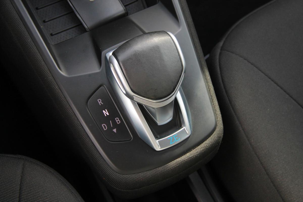 renault-zoe-2020-eletrico-0cc