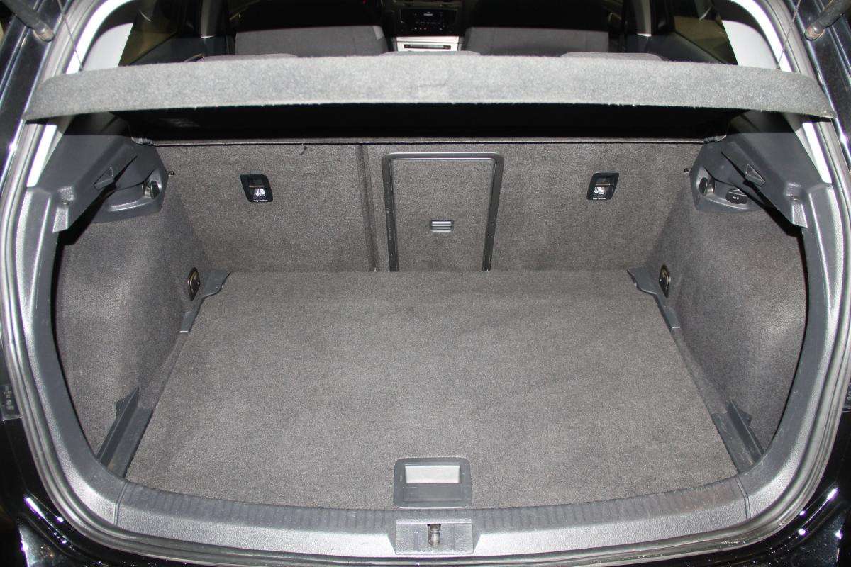 volkswagen-golf-2015-diesel-1598cc