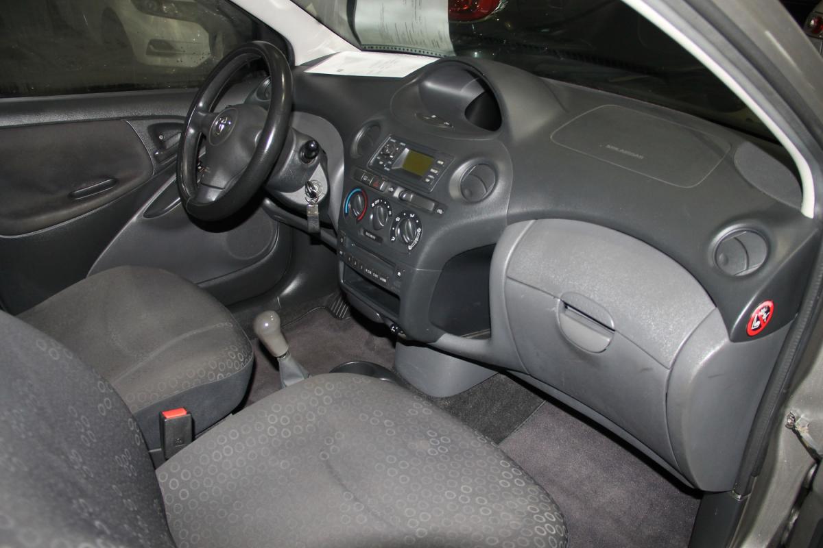 toyota-yaris-2003-gasolina-998cc