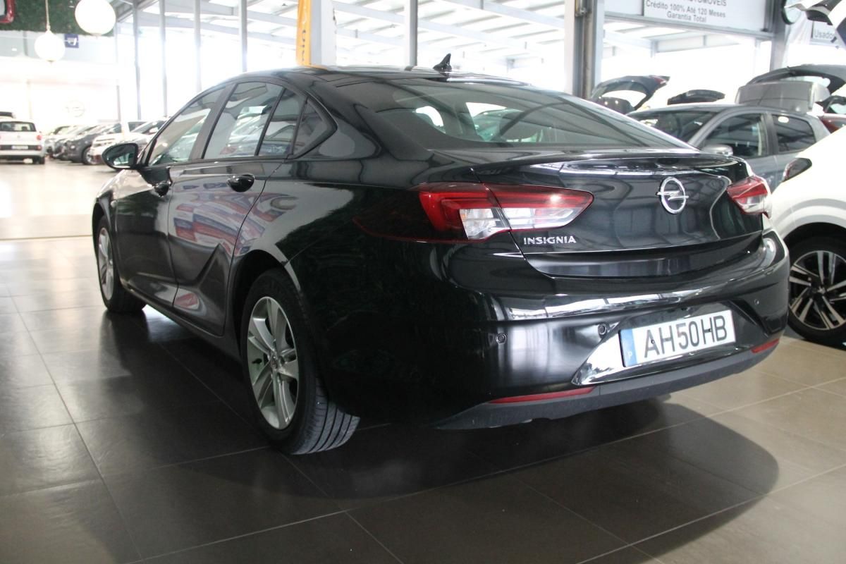 opel-insignia-2021-diesel-1496cc