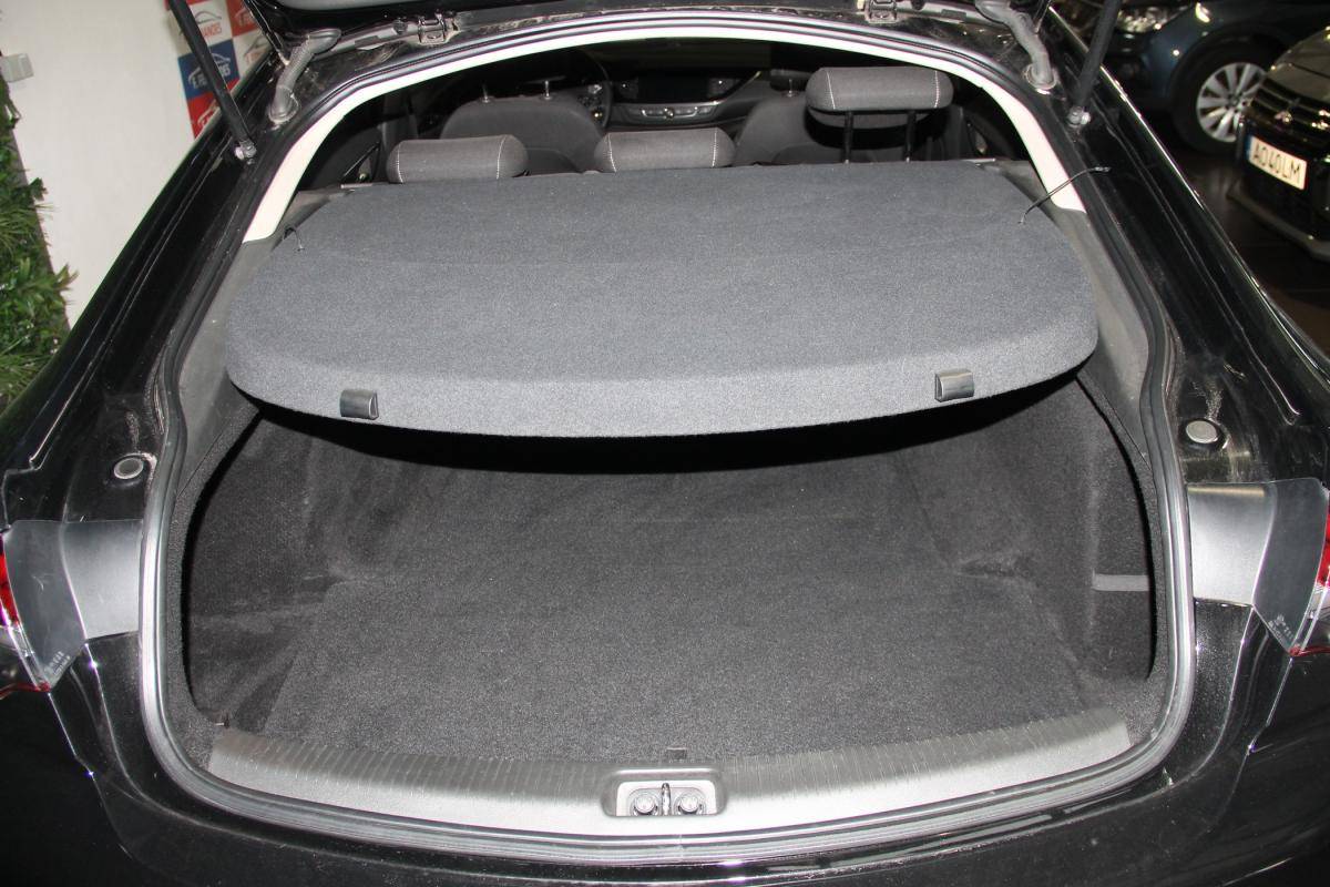 opel-insignia-2021-diesel-1496cc