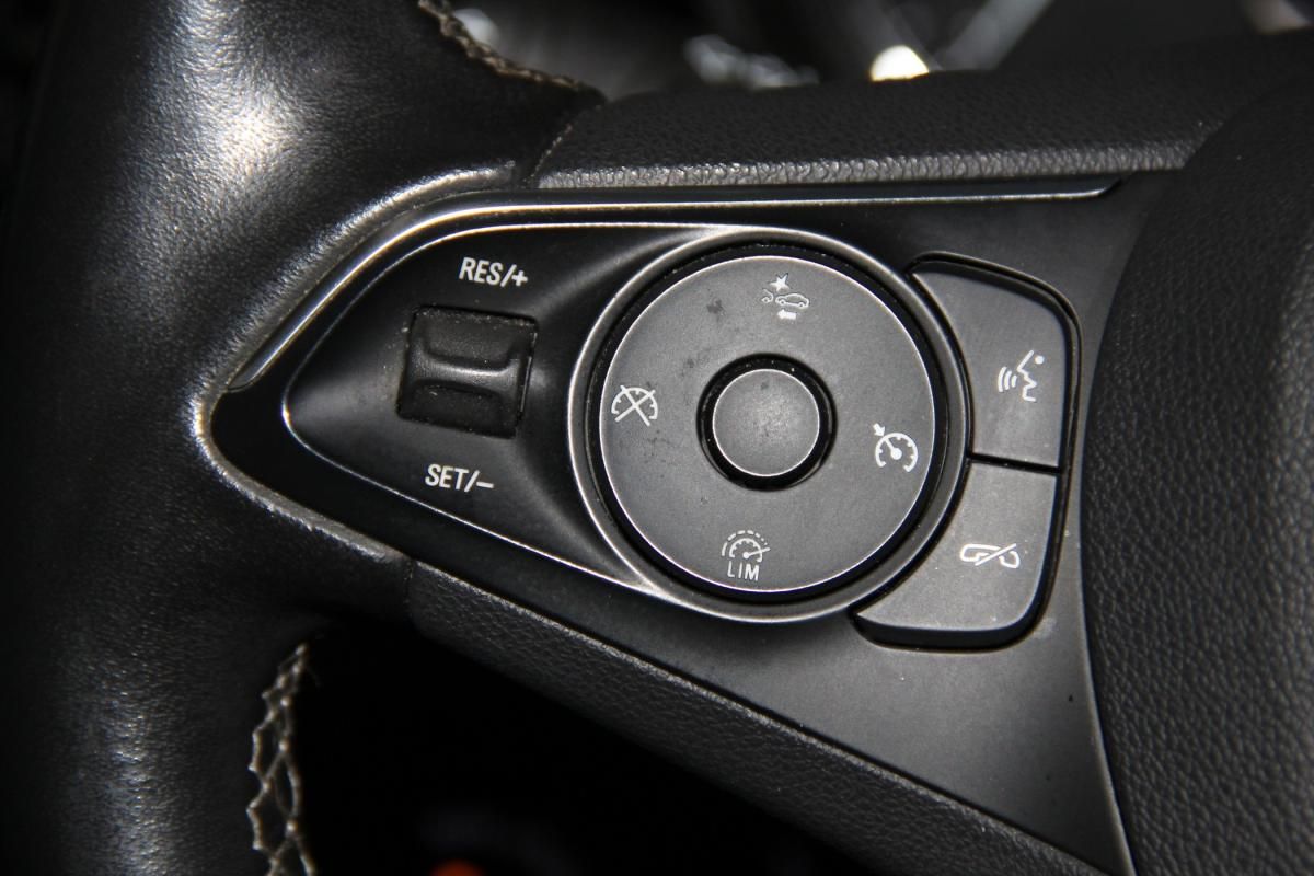 opel-insignia-2021-diesel-1496cc