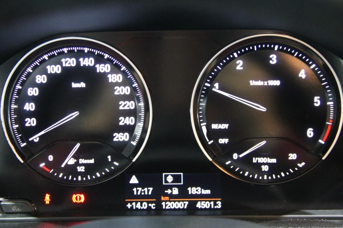 bmw-serie-1-2018-diesel-1496cc